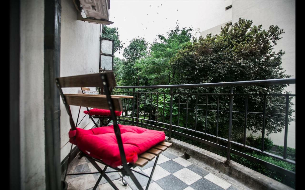 Cismigiu Garden Studio Apartment Bucharest Luaran gambar